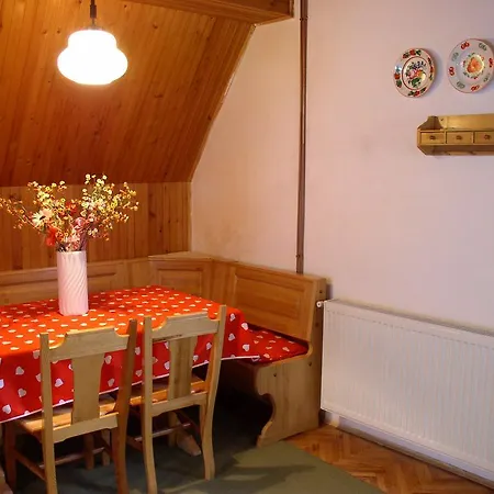 Apartman U Borovoj Sumi *